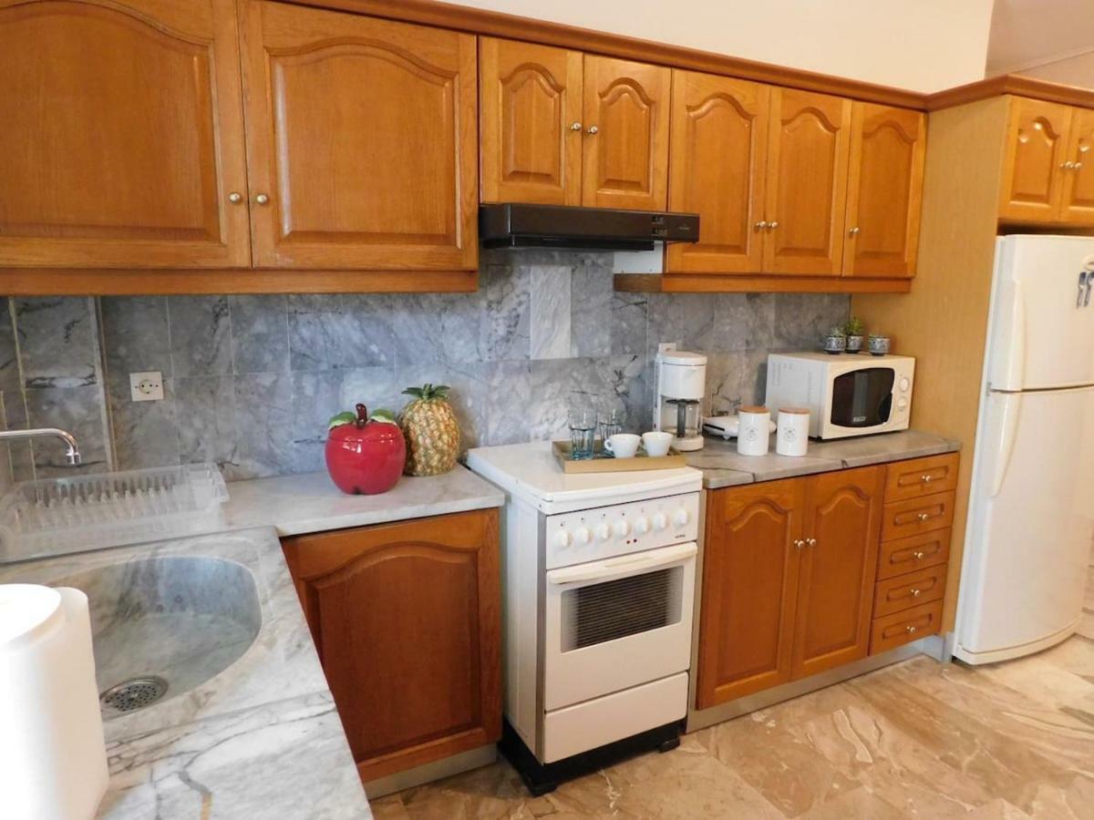 A Bright Home Away From Home Паралион-Астрос Экстерьер фото